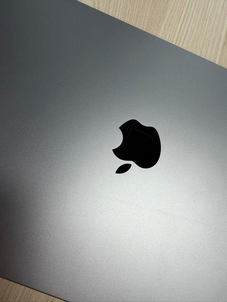 Macbook air 13” 256gb space grey, Computers en Software, Apple Desktops, Zo goed als nieuw, Ophalen