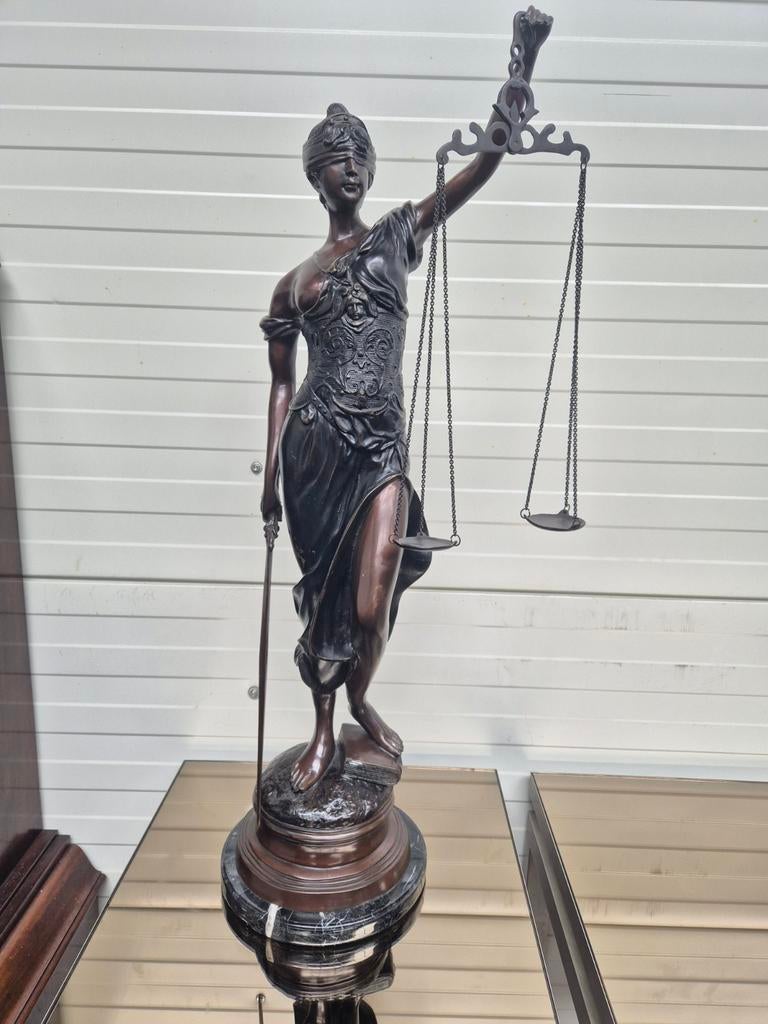 Bronzen beeld van Vrouwe Justitia, 93 cm, Antiek en Kunst, Ophalen