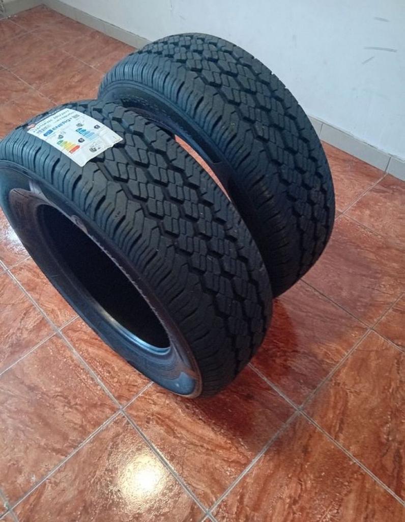 3 pneu neuf eurorepar 215/65R16 C 107 T, Autos : Pièces & Accessoires, Enlèvement ou Envoi