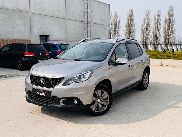 Peugeot 2008 50.000km !!!, Autos, Peugeot, Entreprise, Achat, Essence, Euro 6, Argent ou Gris, Noir, Entretenue par le concessionnaire