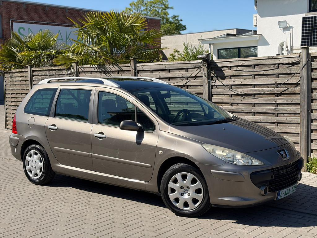 Peugeot 307 sw 1.6 Benzine 2006 204.000 km Manueel Airco 5pl, Auto's, 5 deurs, Particulier, 1586 cc, Euro 4
