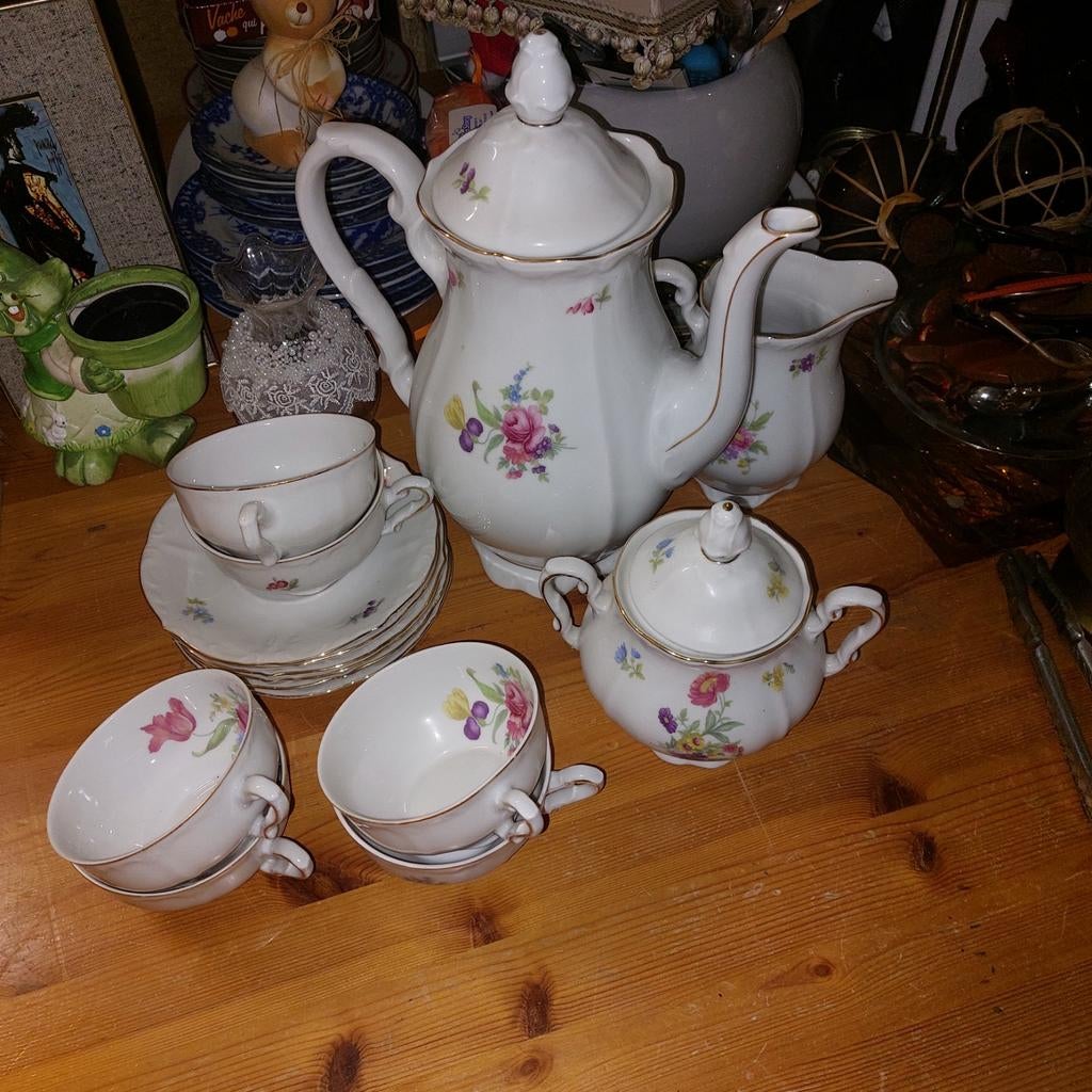 Koffie servies bavaria, Ophalen