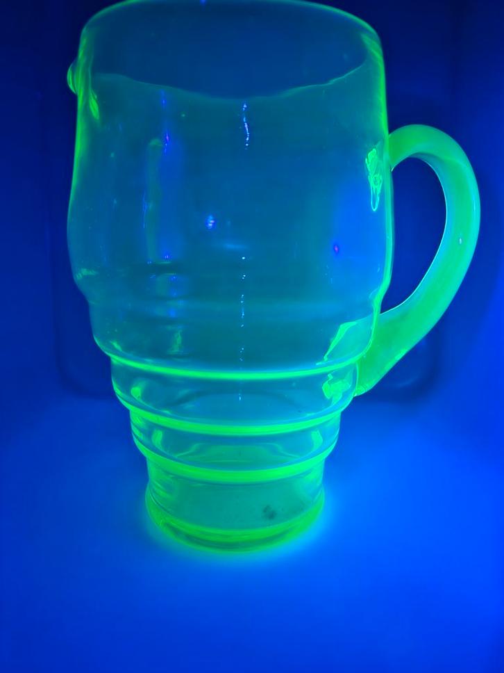 Kan kruik uranium uraniumglas geel uraline, Antiek en Kunst, Antiek | Glaswerk en Kristal, Ophalen of Verzenden