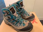 bergsport en wandelschoenen, Ophalen, Zo goed als nieuw