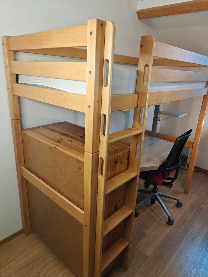 Hoogslaper in topconditie te koop (Weg = Weg), Huis en Inrichting, Slaapkamer | Stapelbedden en Hoogslapers