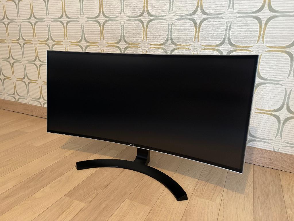 LG 34" Curved Ultrawide monitor, In hoogte verstelbaar, Zo goed als nieuw, HDMI, LG