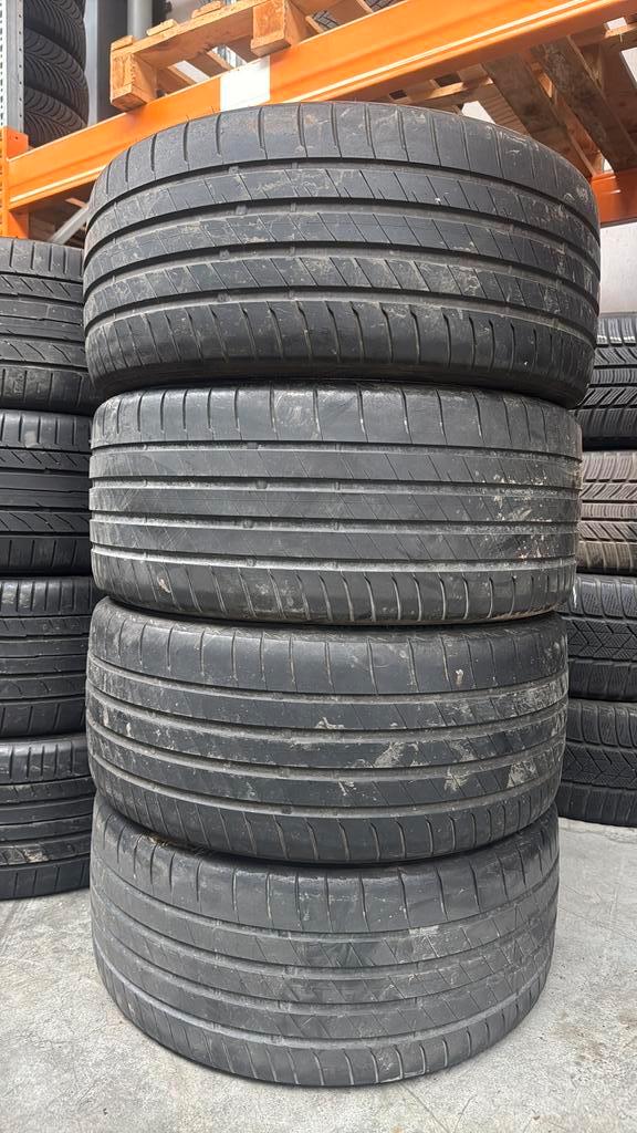 2353519 235/35/19 235/35R19 zomer merk Bridgestone, Kleding | Dames, Jassen | Zomer, Ophalen