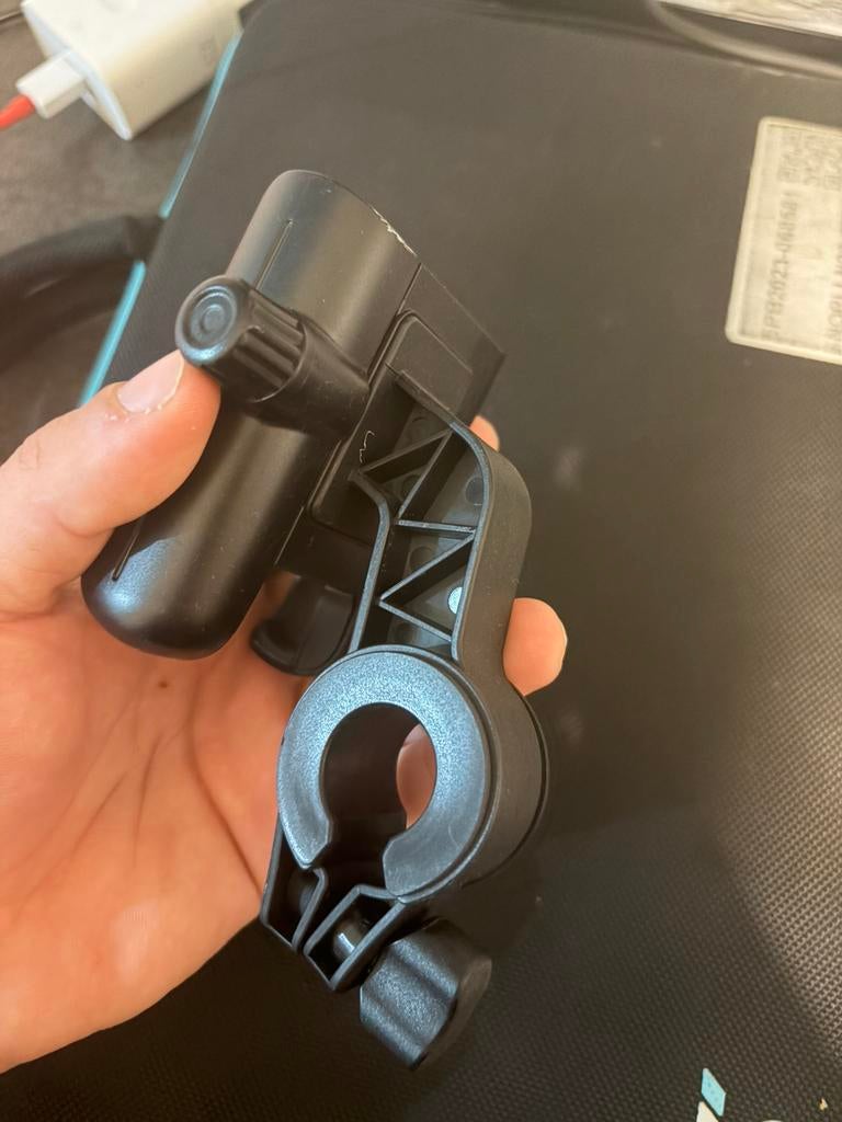 Ninebot gsm houder, Vélos & Vélomoteurs, Pièces de cyclomoteur | Scooters, Enlèvement, Comme neuf