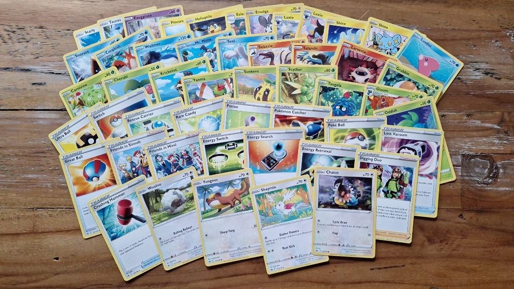 Pokémon kaarten – 50 stuks - NM | Crown Zenith - 2, Hobby en Vrije tijd, Verzamelkaartspellen | Pokémon, Zo goed als nieuw, Meerdere kaarten