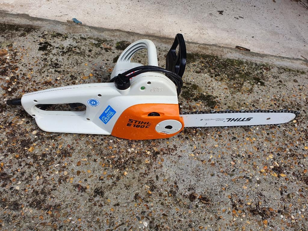 STIHL E 180 C Elektrische Kettingzaag - 35 cm werk heel goed, Ophalen, Zo goed als nieuw, Boomzaag, Stihl