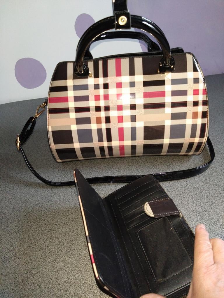 Namaak Burberry handtas en portemonnee, Ophalen, Zo goed als nieuw, Handtas