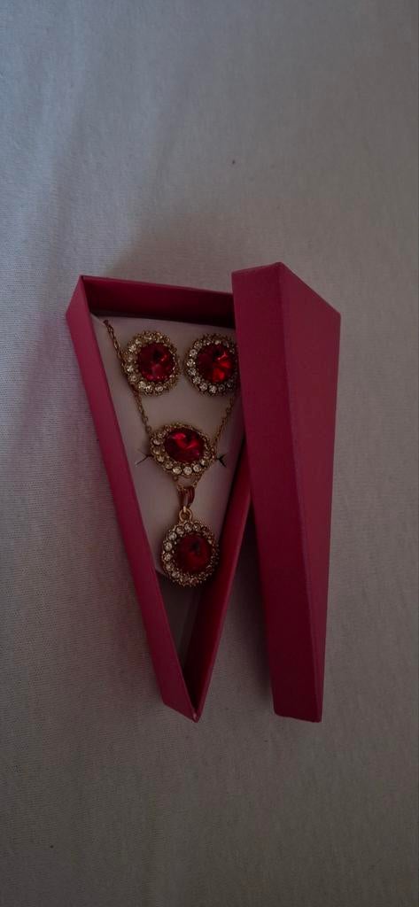 Juwelen, Handtassen en Accessoires, Broches, Ophalen, Nieuw, Goud, Met edelsteen