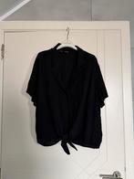 Mooie nieuwstaat blouse met strikdetail (50), Kleding | Dames, Grote Maten, Ophalen, Zo goed als nieuw, Zwart, Blouse of Tuniek