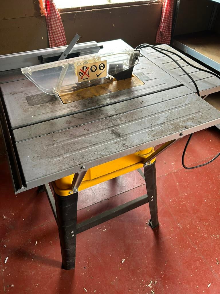 Tafelzaag, Doe-het-zelf en Bouw, Ophalen, Gebruikt