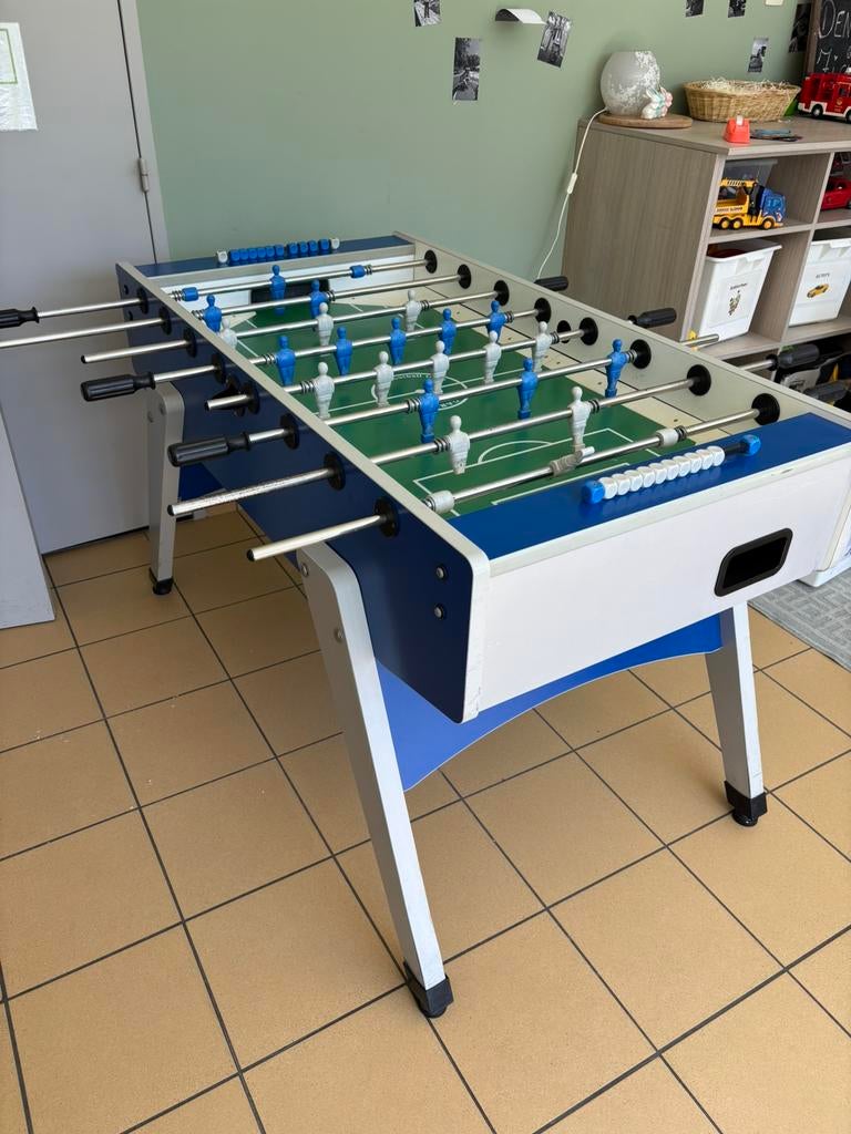 Voetbaltafel - kickertafel 75 x 145, Kinderen en Baby's, Speelgoed | Voetbaltafels, Ophalen, Gebruikt