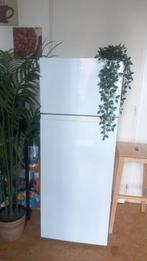 Réfrigérateur combiné congélateur neuf, Classe énergétique A ou plus économe, Comme neuf, 140 à 160 cm, 45 à 60 cm