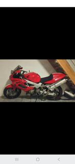 Honda firestorm 1000, Motos, Permis Moto A, Plus de 35 kW, Échappement sport, 2 cylindres
