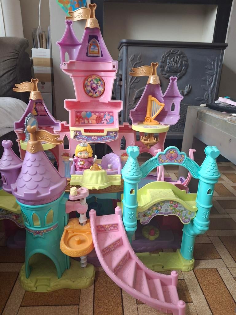Vtech magisch kasteel + magische vriendjes, Kinderen en Baby's, Speelgoed | My Little Pony, Ophalen, Zo goed als nieuw