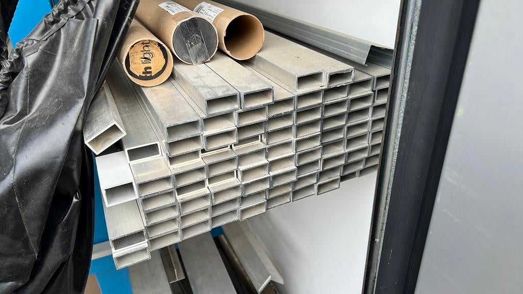 Alu profielen 40x20x6000mm, Ophalen, Zo goed als nieuw, Aluminium