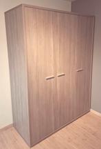 Stevige degelijke kleerkast in nieuwstaat 150cm breed, Huis en Inrichting, Ophalen