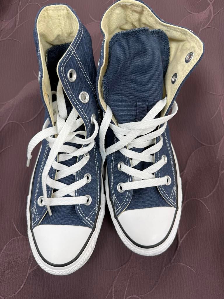 Baskets montantes bleu marine – très bon état- original, Vêtements | Hommes, Chaussures, Enlèvement ou Envoi, Comme neuf, Bleu