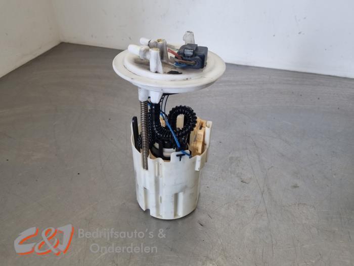 Pompe carburant électrique d'un Mercedes Vito, Autos : Pièces & Accessoires, Systèmes à carburant, Mercedes-Benz, Utilisé, 3 mois de garantie