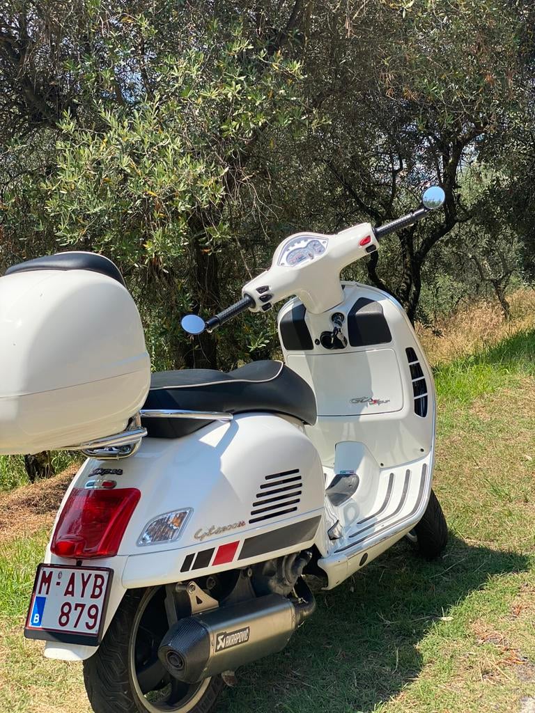 Vespa gts 300, Ophalen, Gebruikt, Overige modellen, 300 cc