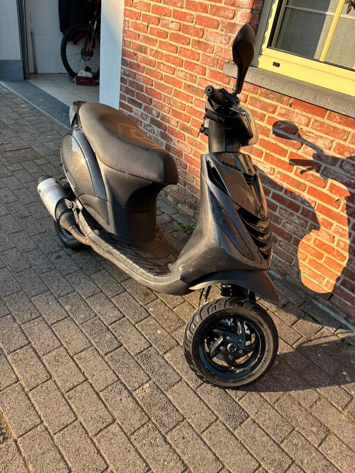 Piaggio zip 2t 50cc b klasse, Fietsen en Brommers, Scooters | Piaggio, Zip, Ophalen