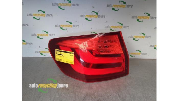 Achterlicht links van een BMW 5-Serie, Auto-onderdelen, Verlichting, BMW, Gebruikt, 3 maanden garantie