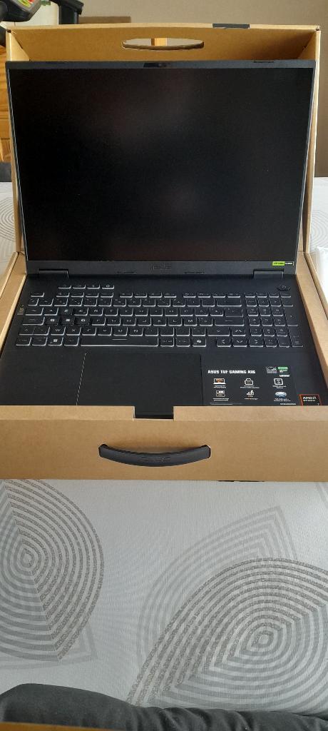 nieuwe laptop verkeerd aangekocht, Informatique & Logiciels, Ordinateurs portables Windows, Neuf, 16 pouces, SSD, Inconnu, 16 GB