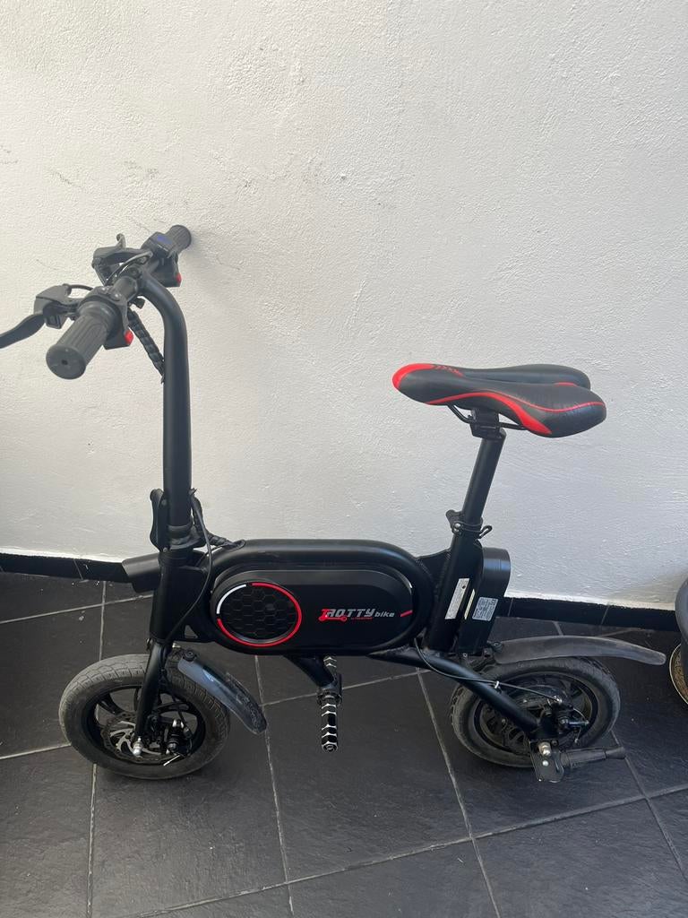 Vélo électrique, Fietsen en Brommers, Steps, Zo goed als nieuw, Ophalen of Verzenden