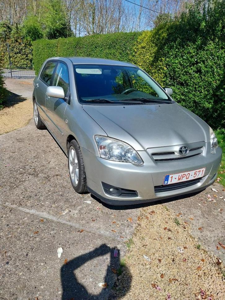 Toyota Corolla 1,4 D4D 195.000 Km, Autos, Toyota, Particulier, Corolla, Airbags, Ordinateur de bord, Verrouillage central, Rétroviseurs électriques