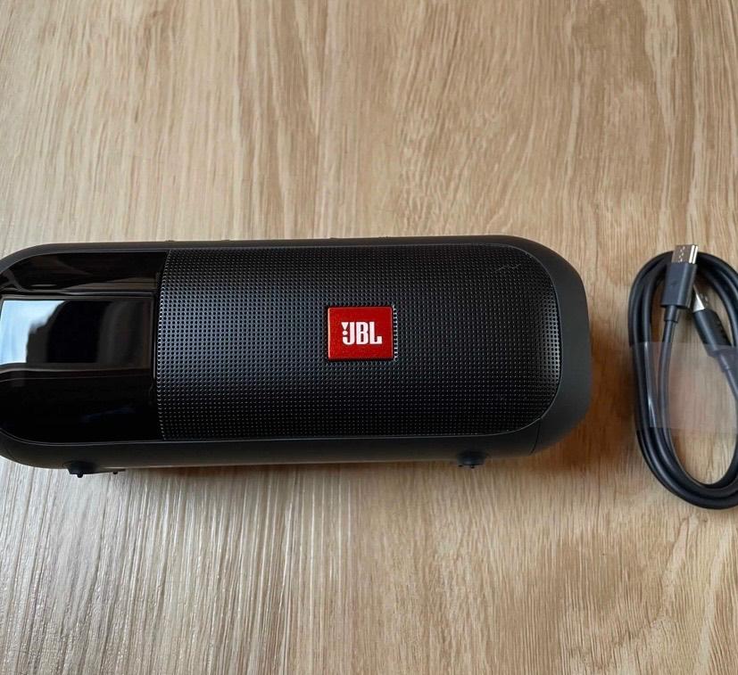 JBL tuner 2 draagbare radio NIEUW, Audio, Tv en Foto, Ophalen of Verzenden, Nieuw, Minder dan 60 watt, JBL