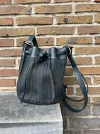 Delvaux carafon, Enlèvement, Comme neuf