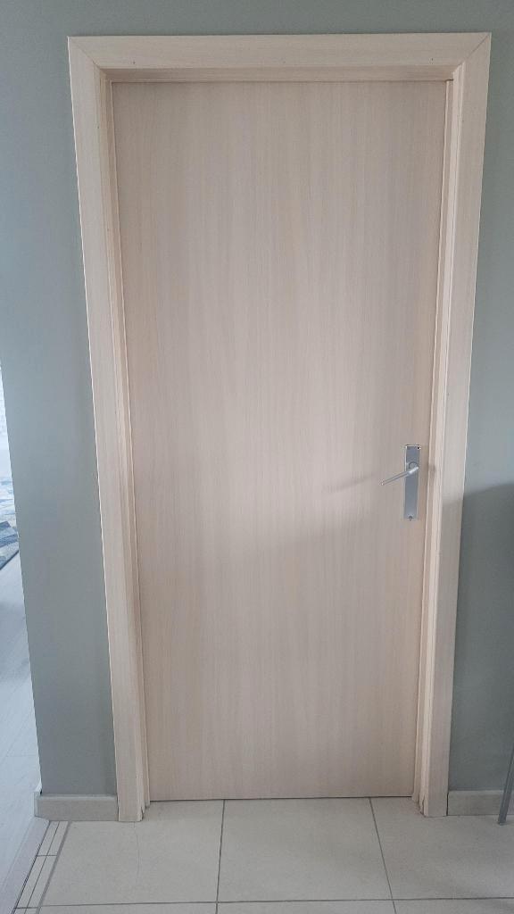 4 portes intérieures avec ebrasements, Bricolage & Construction, Châssis & Portes coulissantes, Utilisé, Chambranle de porte, Bois