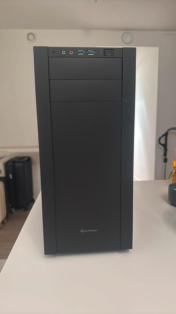 Msi gaming computer, Informatique & Logiciels, Boîtiers d'ordinateurs, Comme neuf, Enlèvement