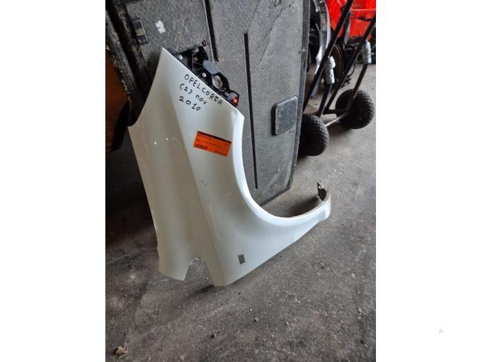 Aile avant droite d'un Opel Corsa (Z474), Autos : Pièces & Accessoires, Carrosserie & Tôlerie, Opel, Utilisé, 3 mois de garantie