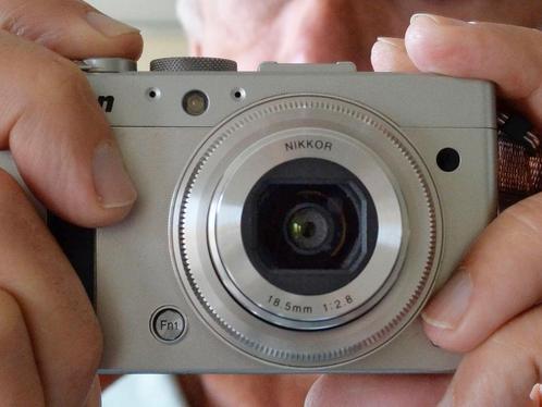 Nikon Coolpix A: 16 MP APS-C sensor & 28 mm (eq.) f/2.8 lens, Audio, Tv en Foto, Fotocamera's Digitaal, Zo goed als nieuw, Compact
