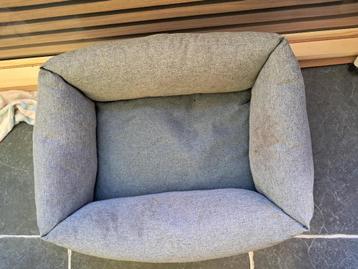 gros panier tout doux pour petit chien beschikbaar voor biedingen