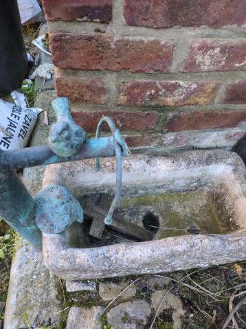 Kleine natuurstenen trogje, Tuin en Terras, Ophalen, Zo goed als nieuw