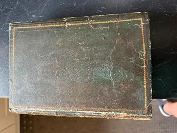 Boek Notre Dame de Paris (1844) beschikbaar voor biedingen