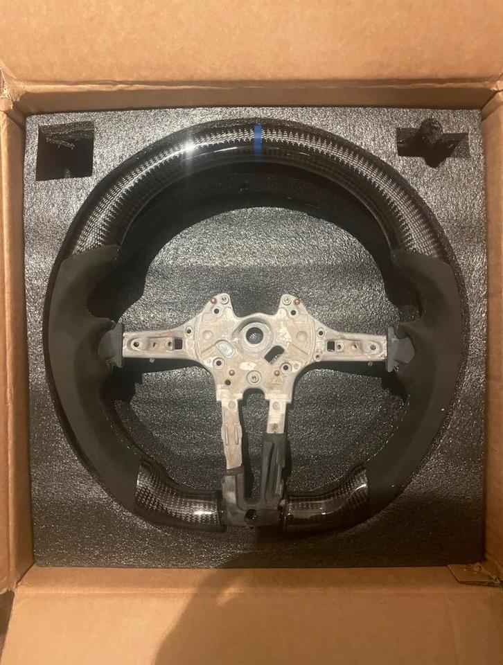 Bmw half carbon, half alcantara stuur, F20 F30 F32 F80 etc, Autos : Pièces & Accessoires, Commande, BMW, Neuf, Enlèvement ou Envoi