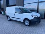 Fiat Doblo en parfait état !, Entreprise, Boîte manuelle, Noir, Blanc