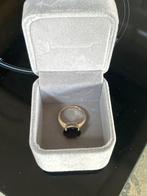 gouden ring 14K, Ophalen of Verzenden, Zo goed als nieuw, Dame of Heer, Met edelsteen