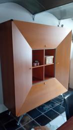 Kast design vintage-stijl. Chrome pootjes. 1,54mx 1,54m, Huis en Inrichting, Kasten | Roldeurkasten en Archiefkasten, Ophalen