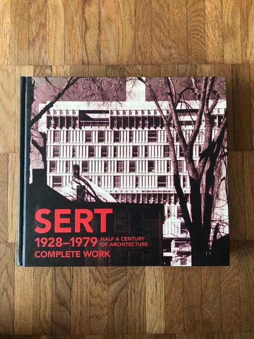 Boek / book Sert half a century of architecture, Livres, Art & Culture | Architecture, Neuf, Architectes, Enlèvement