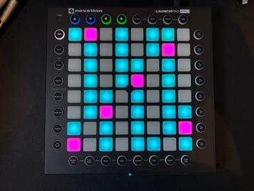 Launchpad Pro Mk1, Muziek en Instrumenten, Midi-apparatuur, Ophalen of Verzenden, Zo goed als nieuw