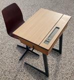 Oude schoolbank + stoel., Antiek en Kunst, Ophalen