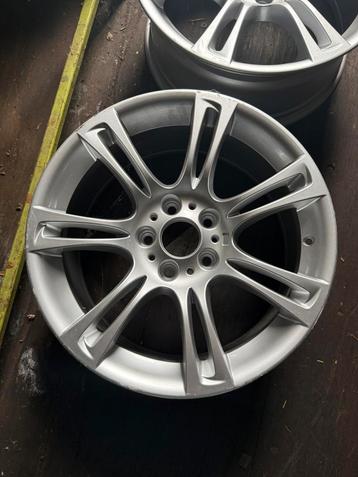 Nieuwe velgen BMW Style 350m beschikbaar voor biedingen