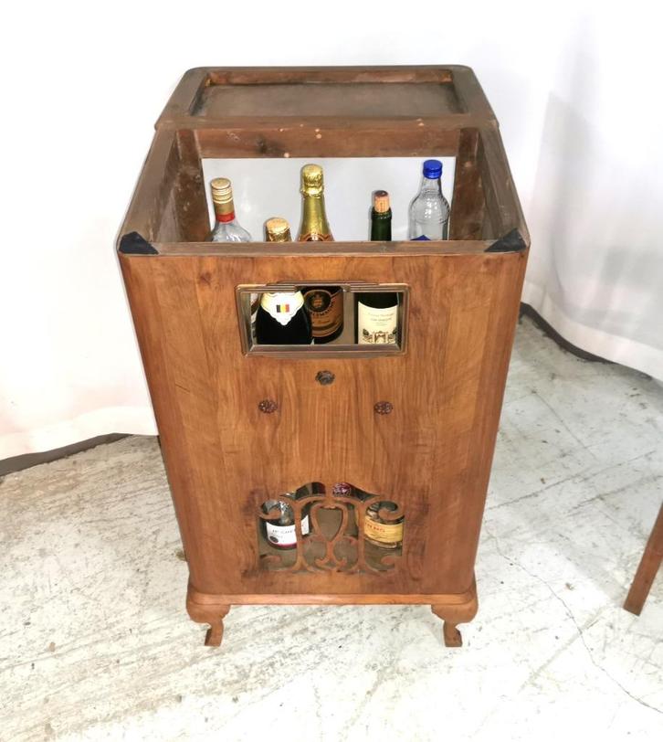 Sierlijke antieke BAR kast met klep H 99 B 53 D 36, Antiek en Kunst, Curiosa en Brocante, Ophalen